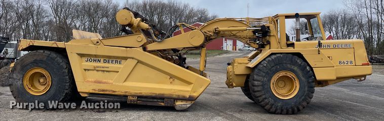 image for item OG9861 1990 John Deere  862B elevating scraper