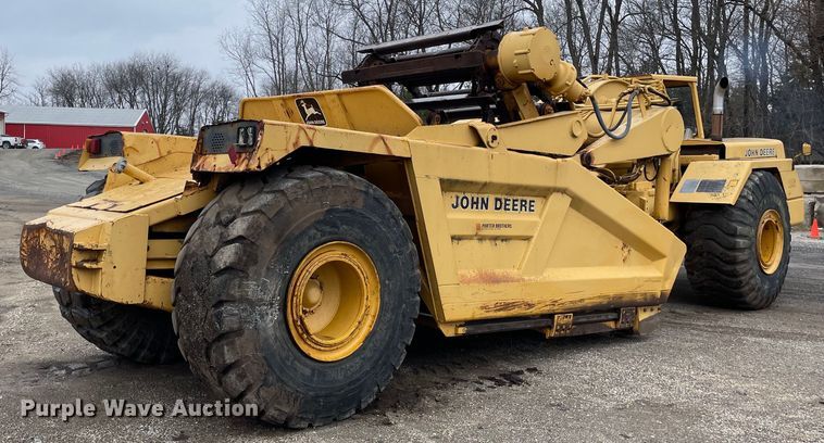 image for item OG9861 1990 John Deere  862B elevating scraper