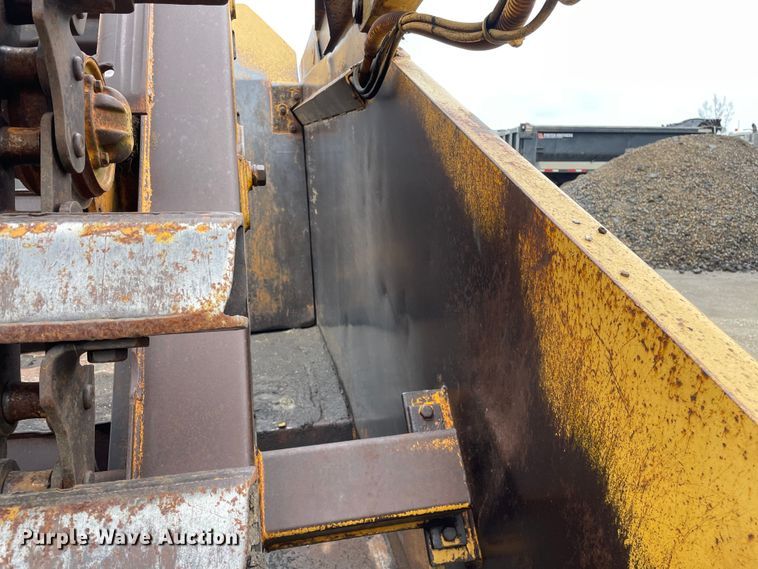 image for item OG9861 1990 John Deere  862B elevating scraper