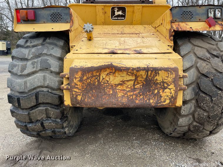 image for item OG9861 1990 John Deere  862B elevating scraper