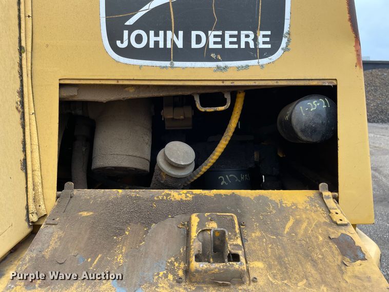 image for item OG9861 1990 John Deere  862B elevating scraper