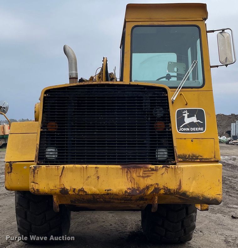 image for item OG9863 1989 John Deere  862B elevating scraper