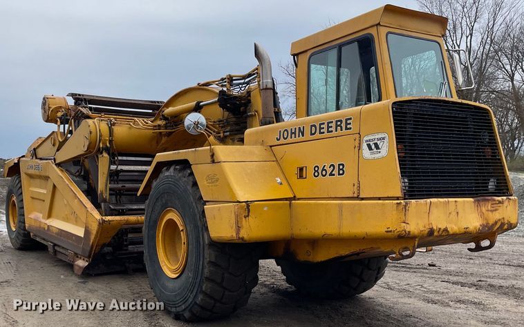 image for item OG9863 1989 John Deere  862B elevating scraper