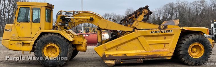 image for item OG9863 1989 John Deere  862B elevating scraper