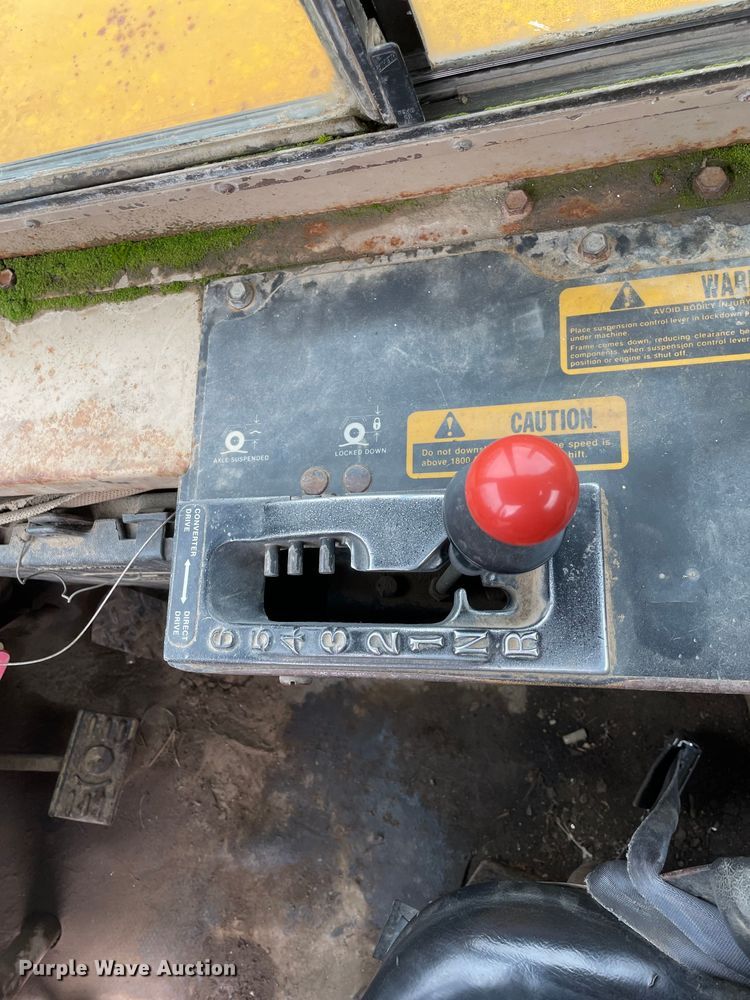 image for item OG9863 1989 John Deere  862B elevating scraper