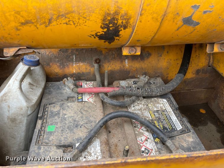 image for item OG9863 1989 John Deere  862B elevating scraper