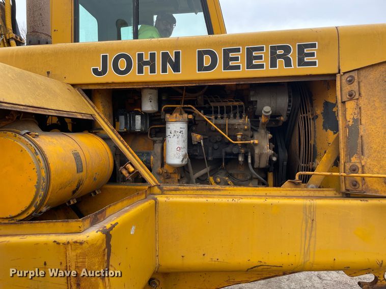 image for item OG9863 1989 John Deere  862B elevating scraper