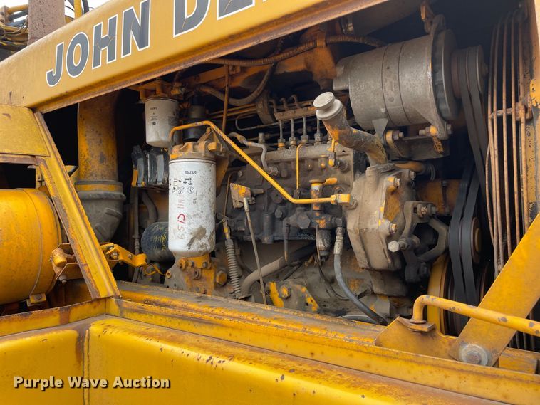 image for item OG9863 1989 John Deere  862B elevating scraper