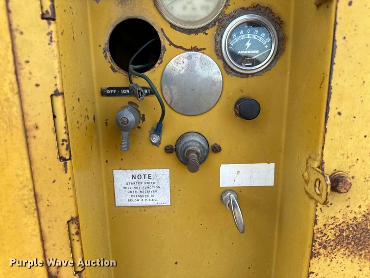 image for item OI9298 LeRoi 185 air compressor