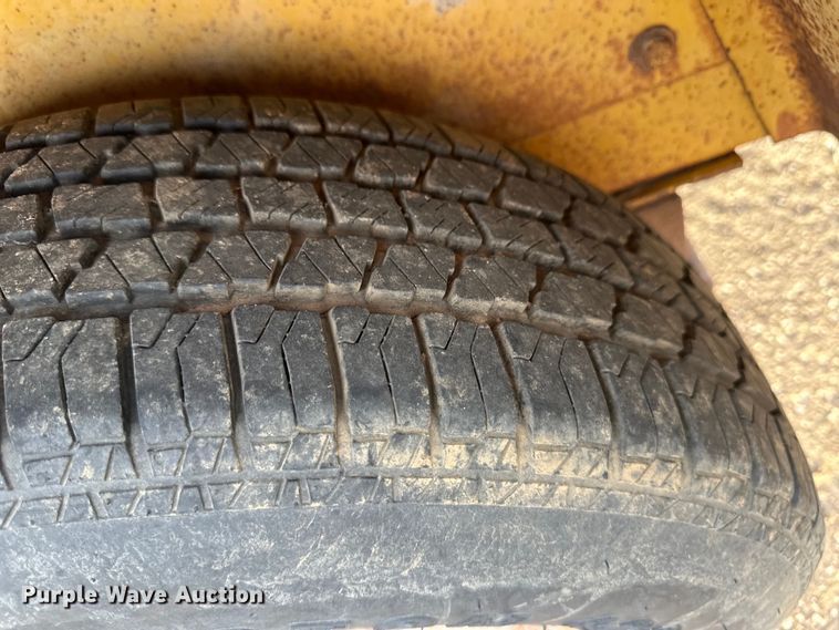 image for item OI9298 LeRoi 185 air compressor