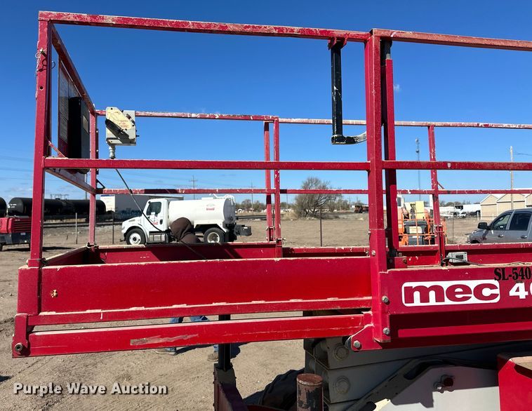 image for item OI9306 2014 MEC 4069 scissor lift