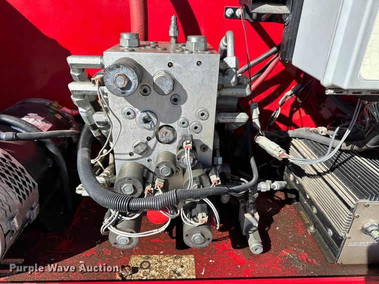 image for item OI9306 2014 MEC 4069 scissor lift