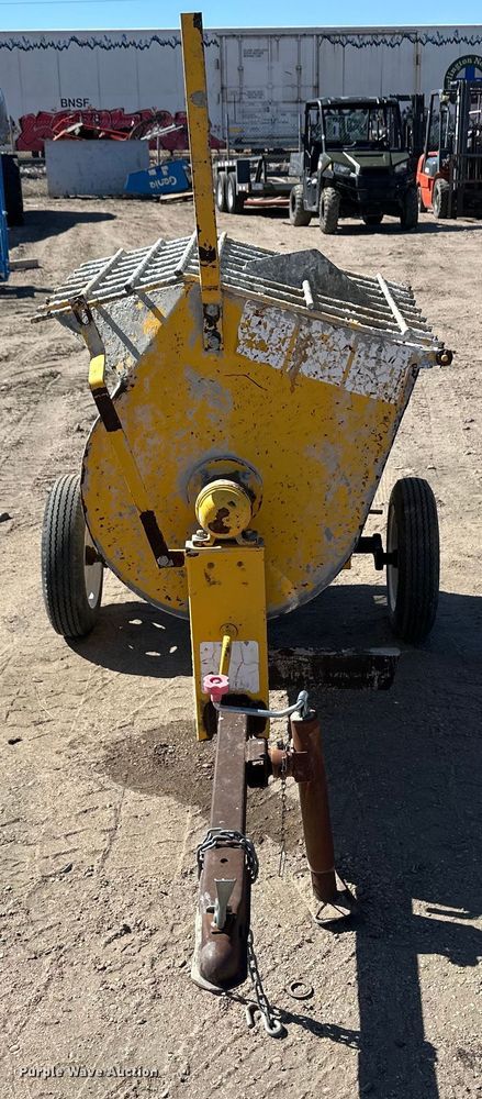 image for item OI9308 Stow concrete mixer