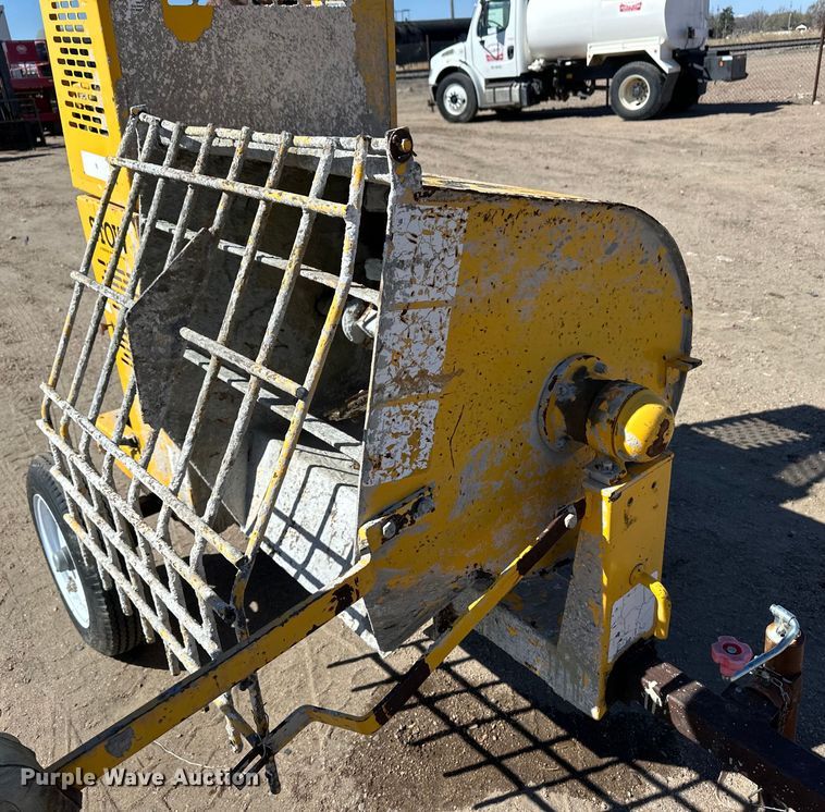 image for item OI9308 Stow concrete mixer