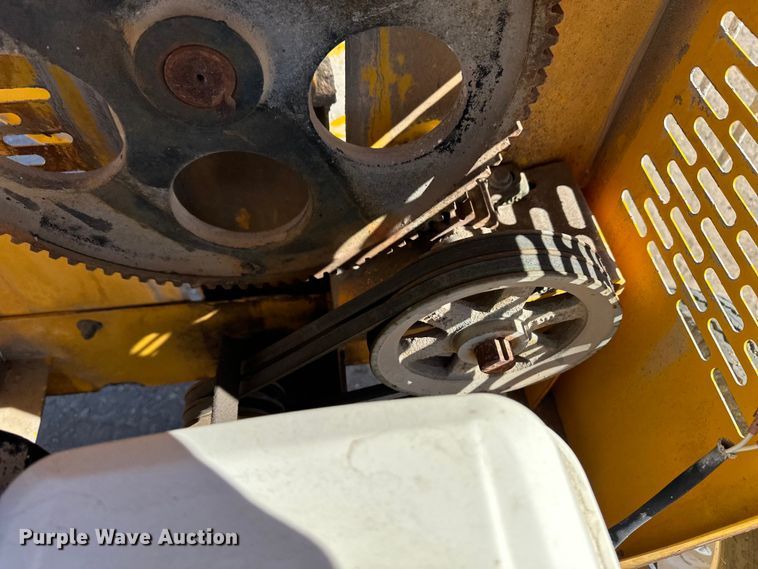 image for item OI9308 Stow concrete mixer