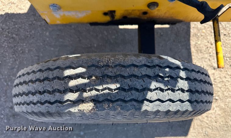 image for item OI9308 Stow concrete mixer