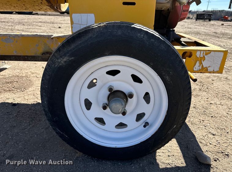 image for item OI9308 Stow concrete mixer