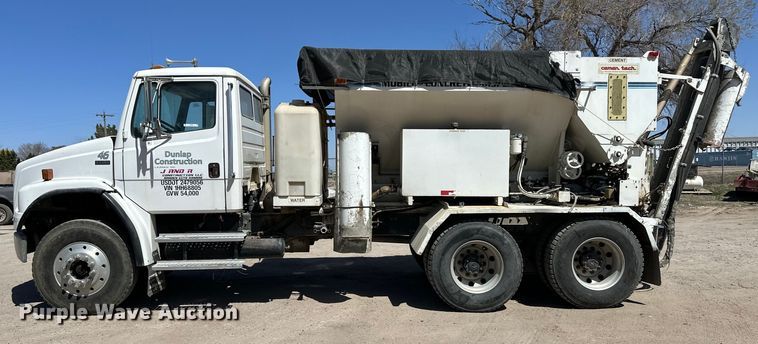 image for item OI9309 2001 Freightliner FL80 volumetric concrete mixer truck
