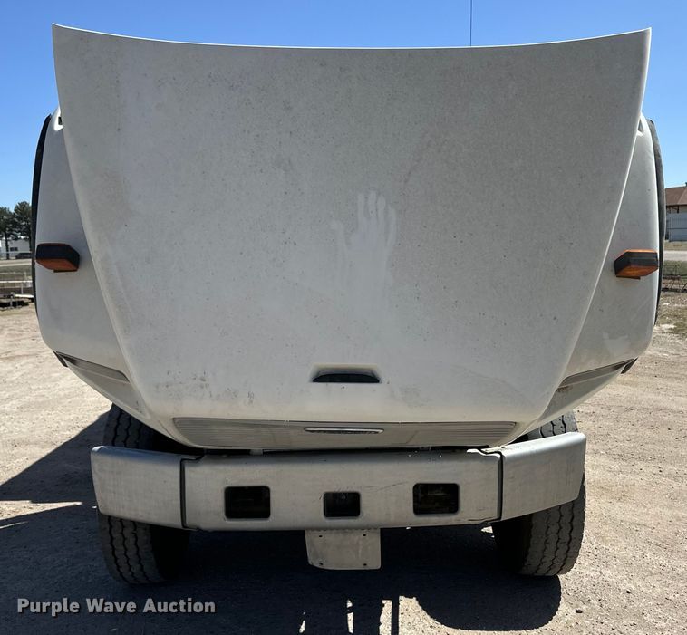 image for item OI9309 2001 Freightliner FL80 volumetric concrete mixer truck