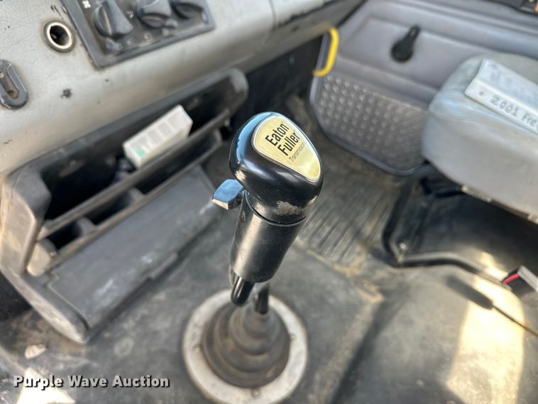 image for item OI9309 2001 Freightliner FL80 volumetric concrete mixer truck