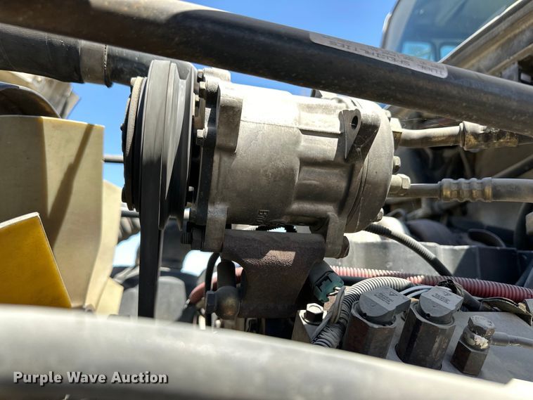 image for item OI9309 2001 Freightliner FL80 volumetric concrete mixer truck