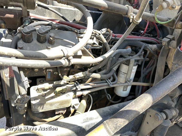 image for item OI9309 2001 Freightliner FL80 volumetric concrete mixer truck