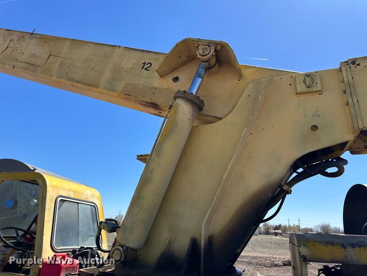 image for item OI9323 1975 Pettibone  30 crane