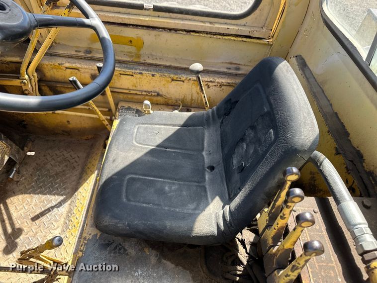 image for item OI9323 1975 Pettibone  30 crane