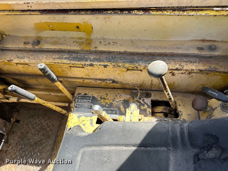 image for item OI9323 1975 Pettibone  30 crane