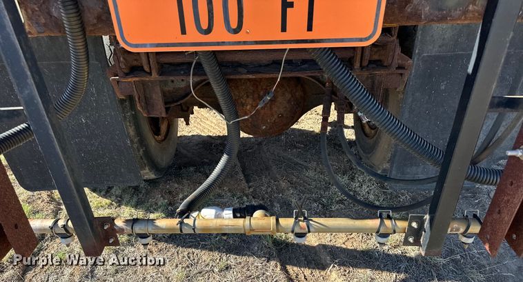 image for item OI9335 1992 International 4700 dump flatbed truck 