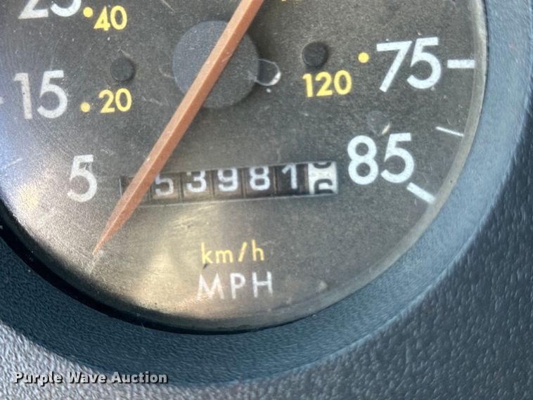 image for item OI9336 1997 Freightliner FL80 crane truck