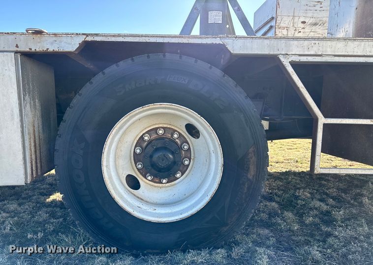 image for item OI9336 1997 Freightliner FL80 crane truck