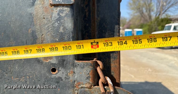 image for item OJ9686 1986 Mack R688ST dump truck