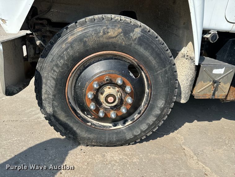 image for item OJ9686 1986 Mack R688ST dump truck