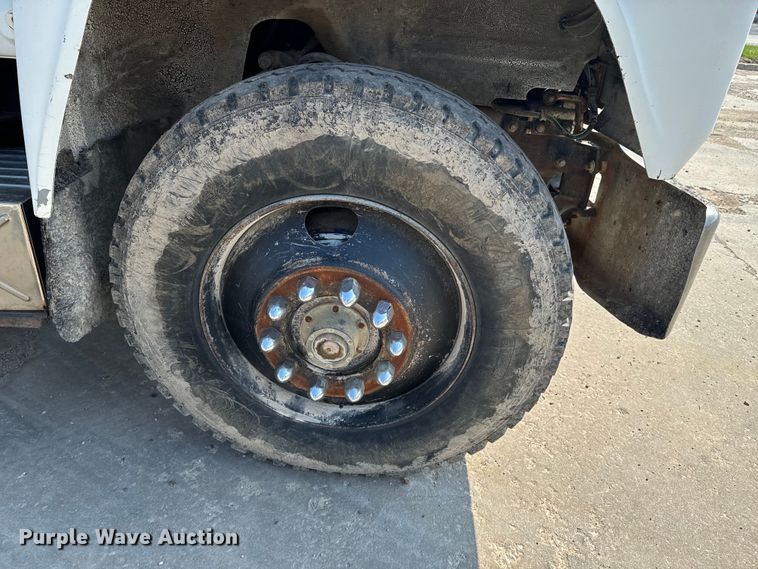 image for item OJ9686 1986 Mack R688ST dump truck