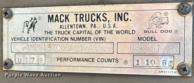 image for item OJ9686 1986 Mack R688ST dump truck