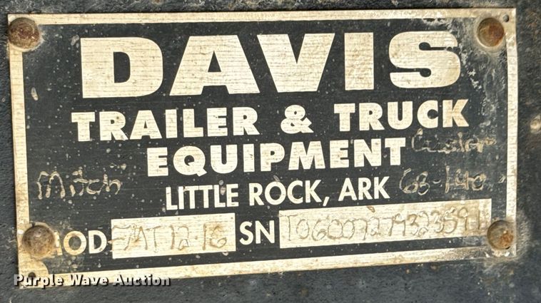 image for item OJ9686 1986 Mack R688ST dump truck