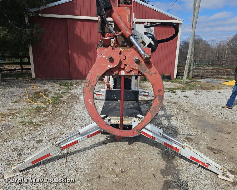 image for item OK9844 2006 EZ Hauler  3800 mini digger derrick