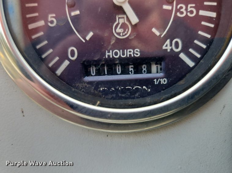 image for item OK9844 2006 EZ Hauler  3800 mini digger derrick