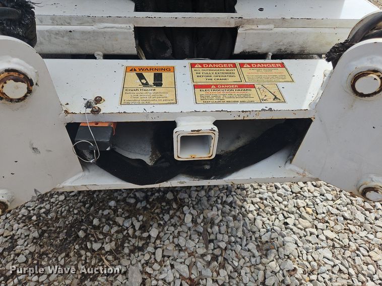 image for item OK9844 2006 EZ Hauler  3800 mini digger derrick