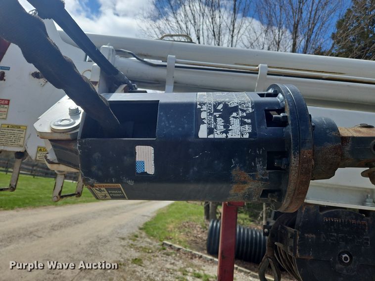 image for item OK9844 2006 EZ Hauler  3800 mini digger derrick