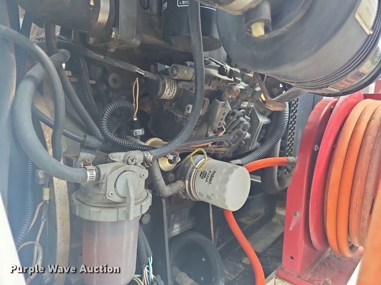 image for item OK9844 2006 EZ Hauler  3800 mini digger derrick