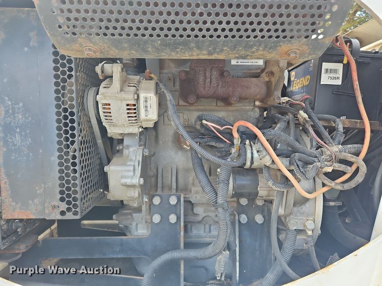 image for item OK9844 2006 EZ Hauler  3800 mini digger derrick