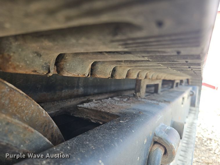 image for item OK9844 2006 EZ Hauler  3800 mini digger derrick