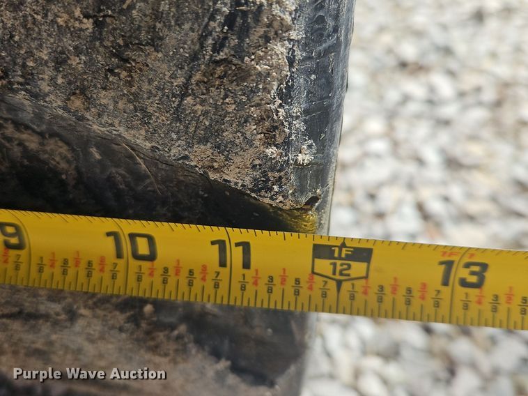 image for item OK9844 2006 EZ Hauler  3800 mini digger derrick