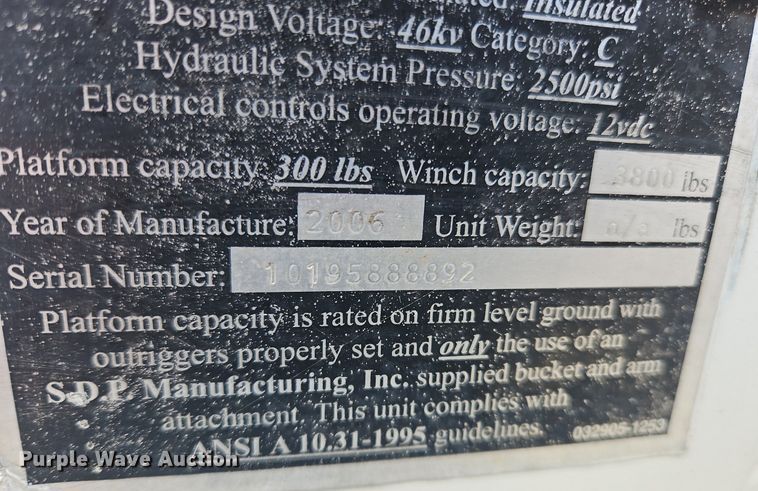 image for item OK9844 2006 EZ Hauler  3800 mini digger derrick