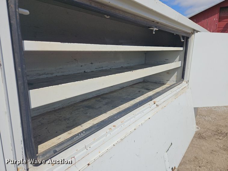 image for item OK9845 2012 International  7300 bucket truck