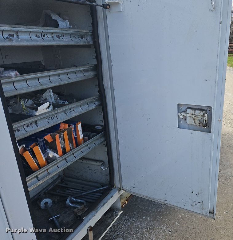 image for item OK9845 2012 International  7300 bucket truck