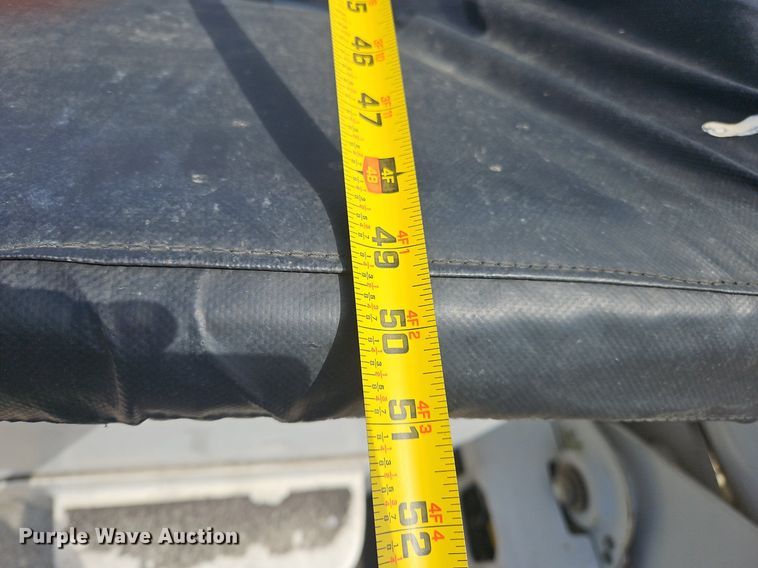 image for item OK9845 2012 International  7300 bucket truck