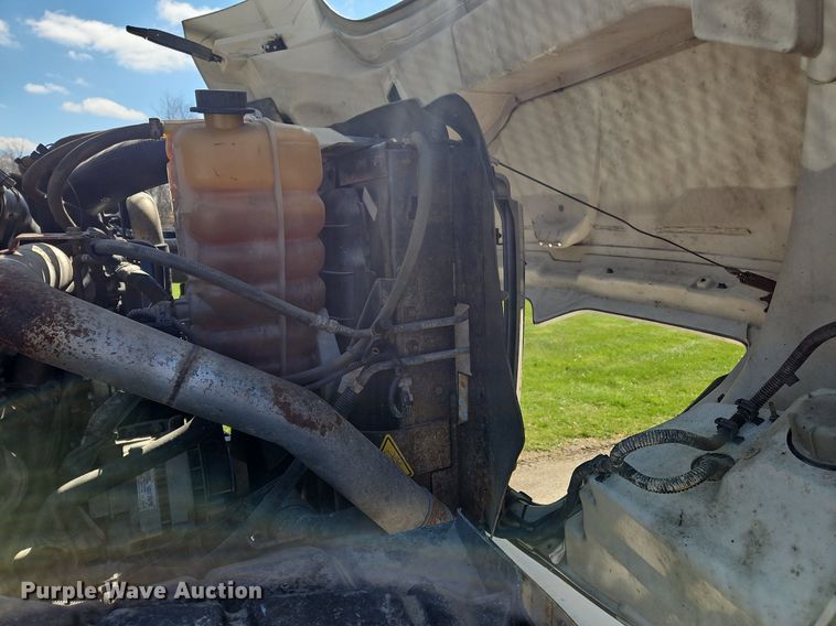 image for item OK9845 2012 International  7300 bucket truck